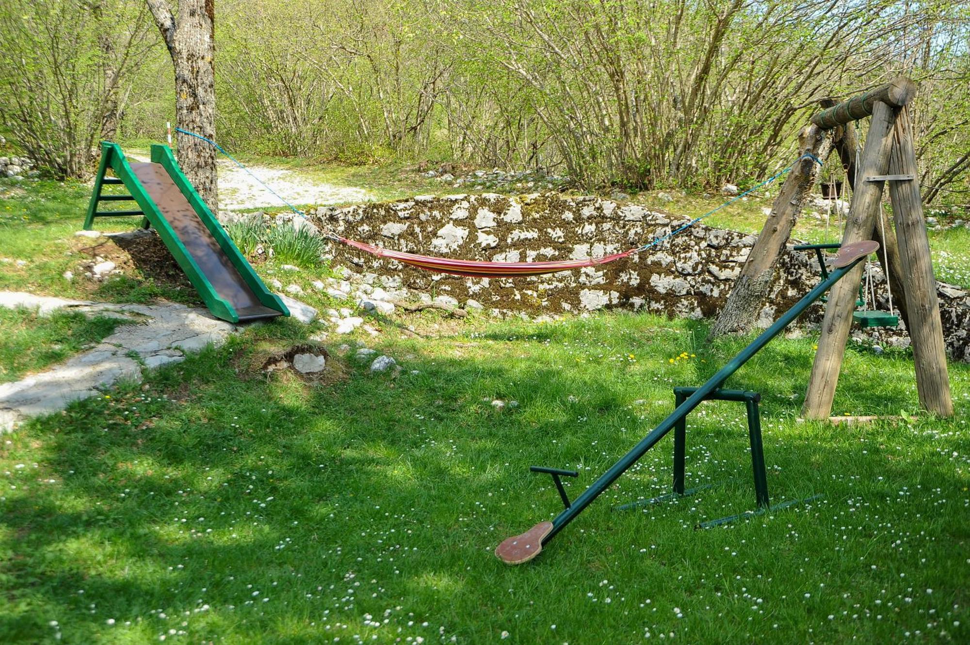 Lovcen4Me Villa Cetinje Exteriör bild