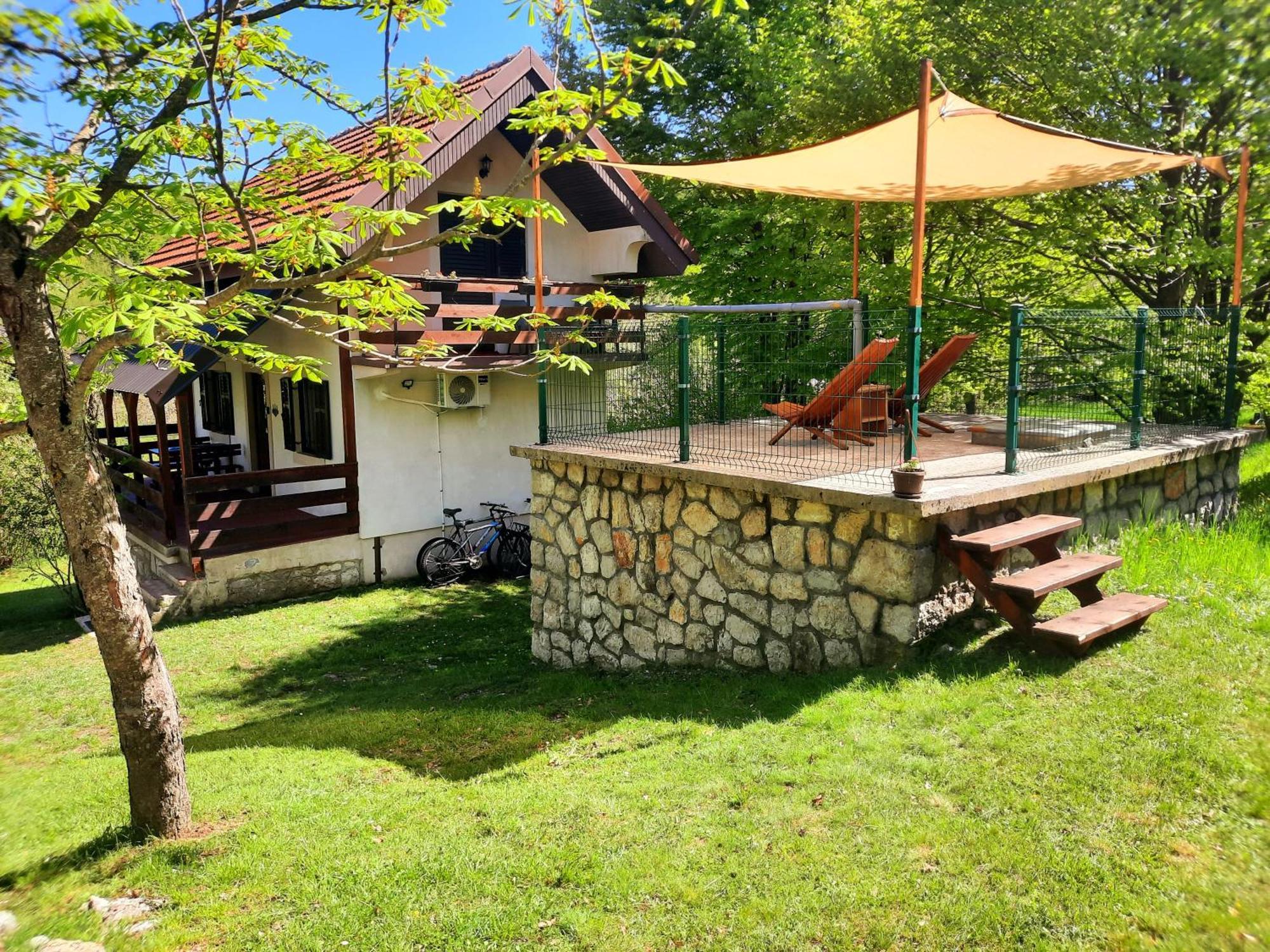 Lovcen4Me Villa Cetinje Exteriör bild