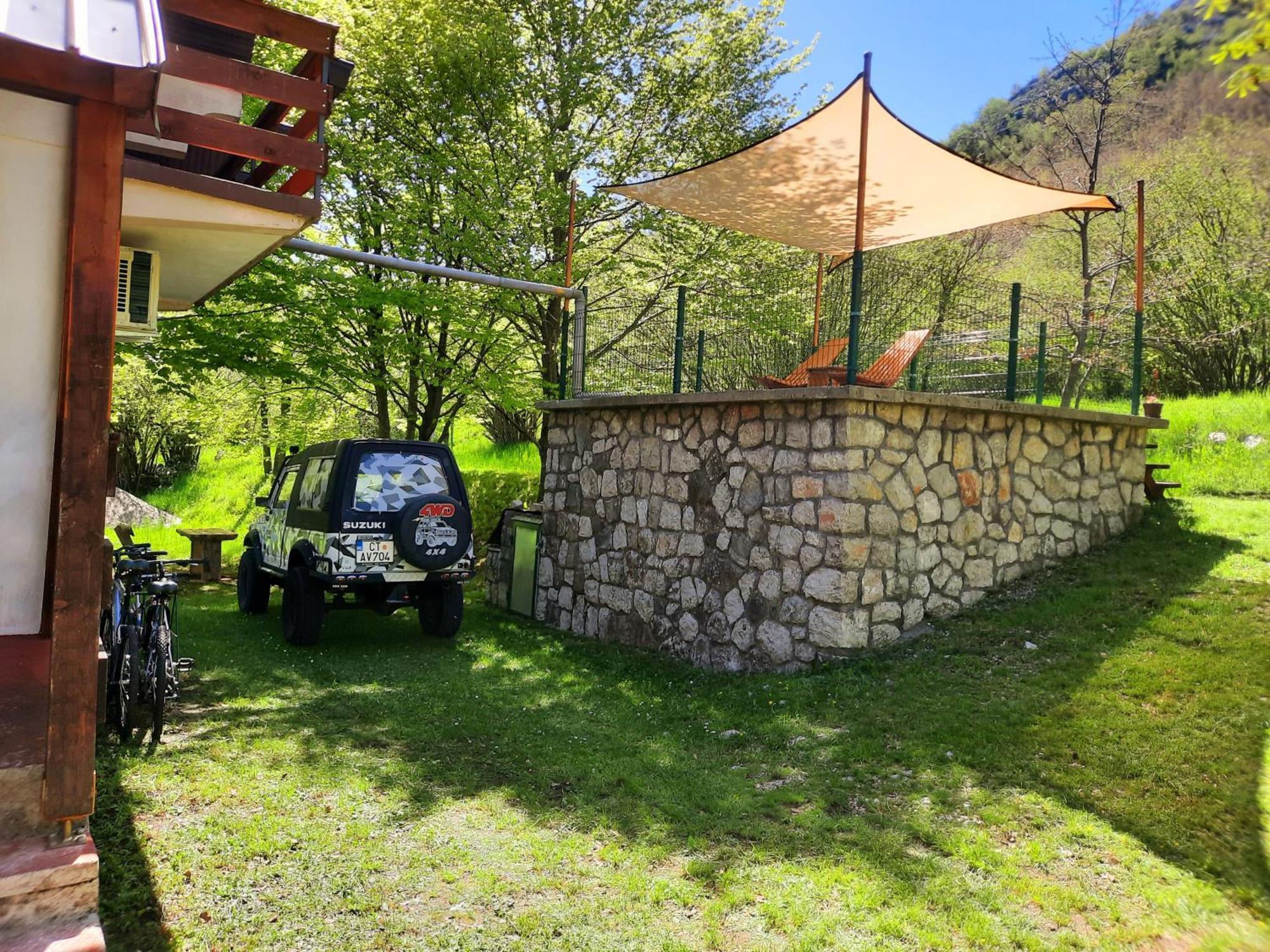 Lovcen4Me Villa Cetinje Exteriör bild